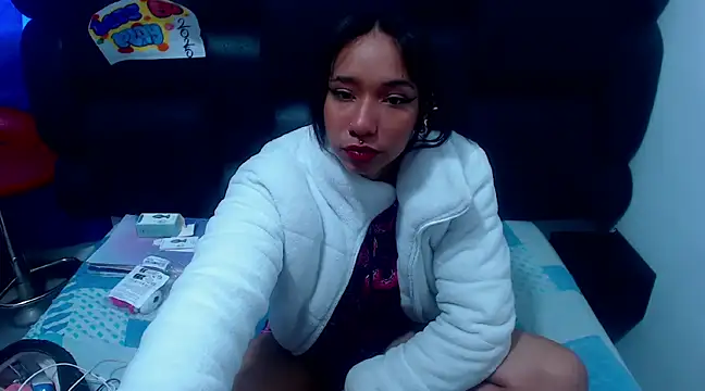XxxReinaSexyBodyxxX777 online show from 03.11.25