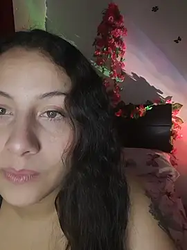 Snapshot of esmeralda_jadees chatting on 03.12.25 esmeralda jadees online show from 03.12.25