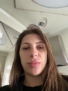 Snapshot of Alicedream5 chatting on 10.26.25 Alicedream5 online show from 10.26.25