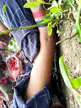 Snapshot of himvilohi08 chatting on 09.24.25 himvilohi08 online show from 09.24.25