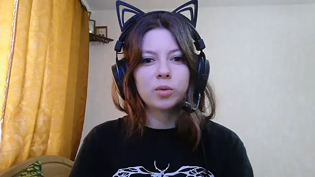 Snapshot of RendyDow chatting on 09.20.25 RendyDow online show from 09.20.25