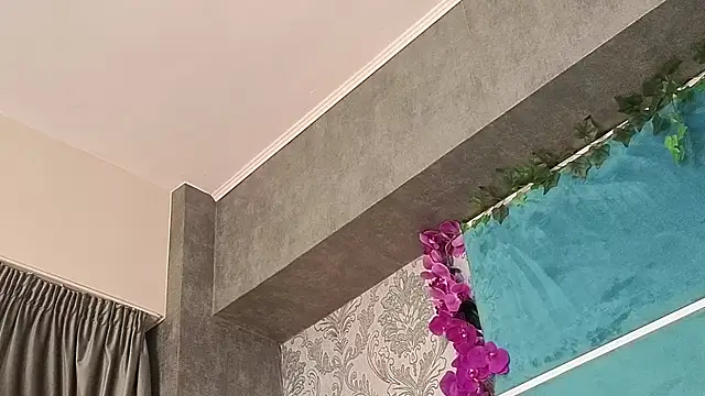 SunnyGlow online show from 11.06.25