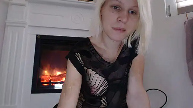 ElssaRush online show from 10.29.25