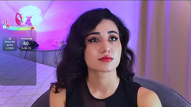 Snapshot of Maya_Rogerss chatting on 10.05.25 Maya Rogerss online show from 10.05.25