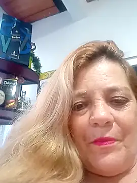 Snapshot of Karlaa_anki chatting on 03.14.25 Karlaa anki online show from 03.14.25