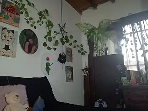 Snapshot of 420mussa chatting on 06.18.26 420mussa online show from 06.18.26