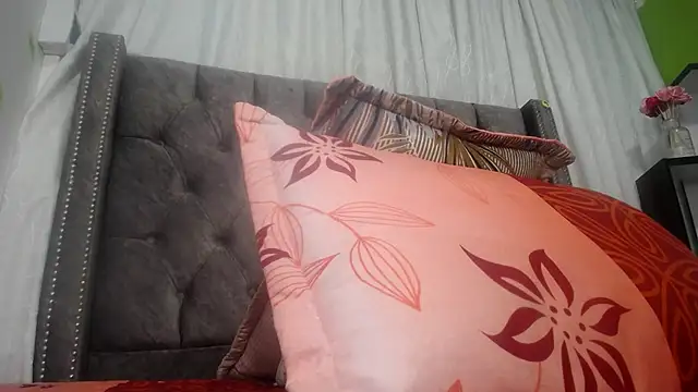 ANA-BULLOCK- online show from 09.17.25