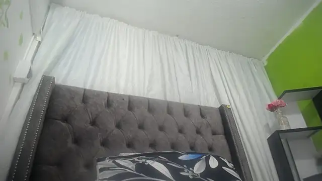 ANA-BULLOCK- online show from 09.25.25