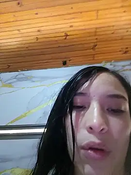 Zoebreastmilk2 online show from 04.26.26