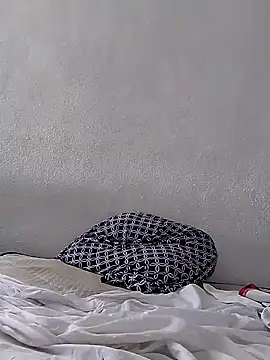 Snapshot of javier0990 chatting on 09.27.25 javier0990 online show from 09.27.25