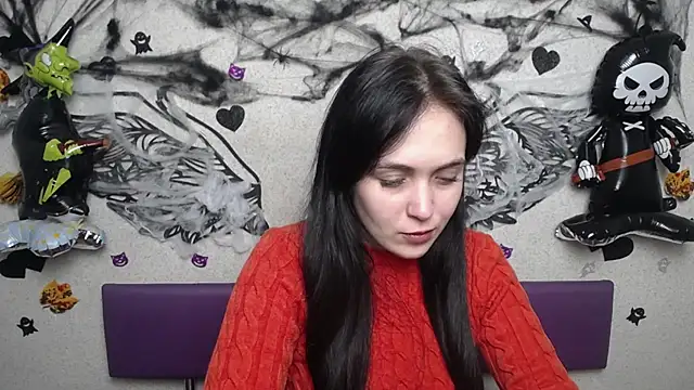 IziPaterson online show from 10.20.25