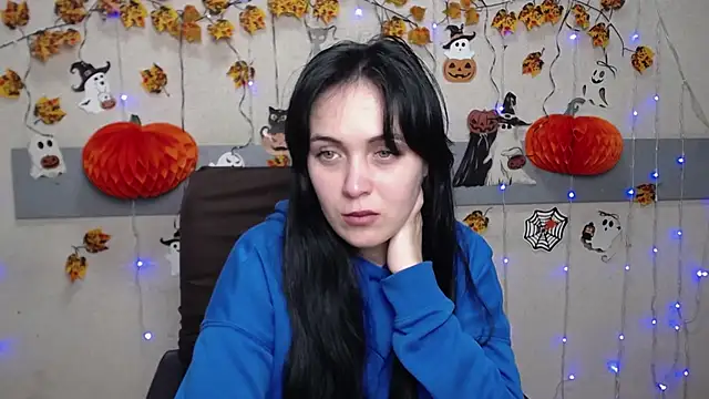 IziPaterson online show from 10.27.25