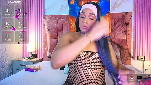 goldilockss15 online show from 10.28.25