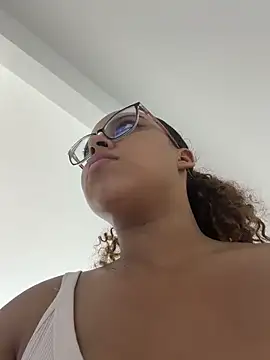 AlesiaCooper online show from 05.22.26