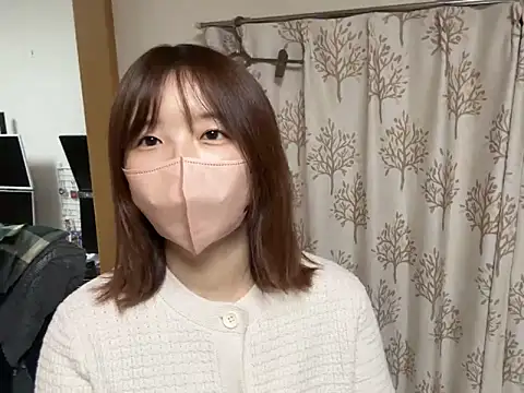 Snapshot of sa_mon_xx chatting on 03.18.25 sa mon xx online show from 03.18.25