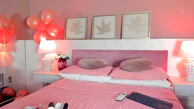 Snapshot of Emma__1 chatting on 10.12.25 Emma 1 online show from 10.12.25