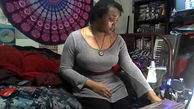 GardeniaFields online show from 11.18.25