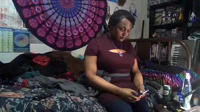 GardeniaFields online show from 12.04.25