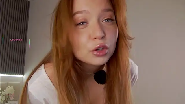 NikaDines online show from 11.27.25