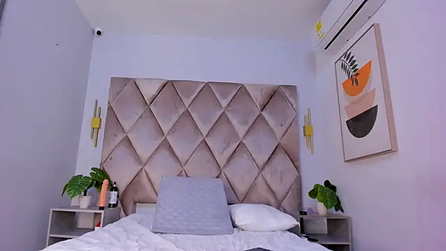 Snapshot of lucianasmith_ chatting on 03.14.25 lucianasmith  online show from 03.14.25