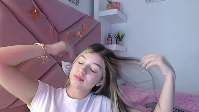 eva sin18 online show from 09.13.25