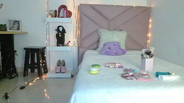 eva sin18 online show from 04.12.26