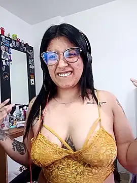 DaniPoison online show from 11.07.25