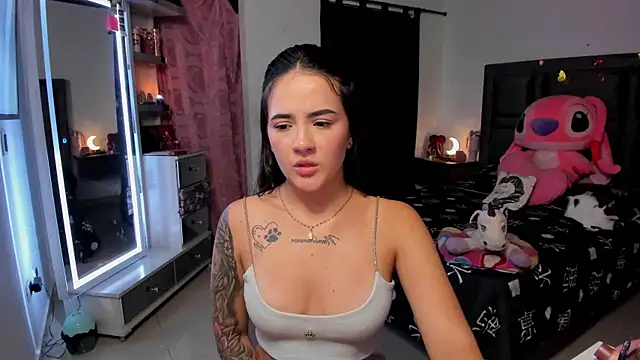 Paulet Johnson online show from 04.07.26