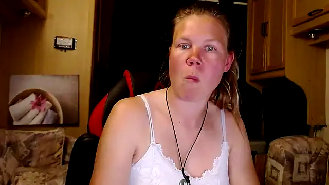 CallMeMaria online show from 01.18.25