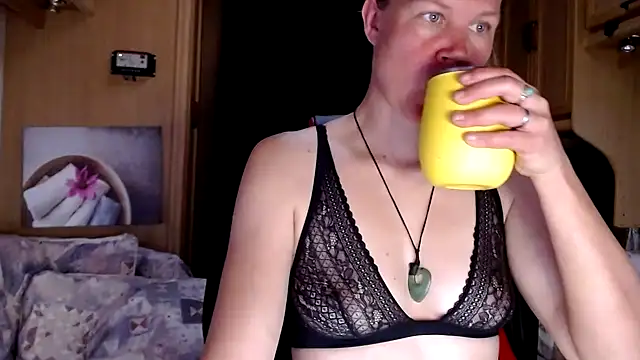 CallMeMaria online show from 01.21.25