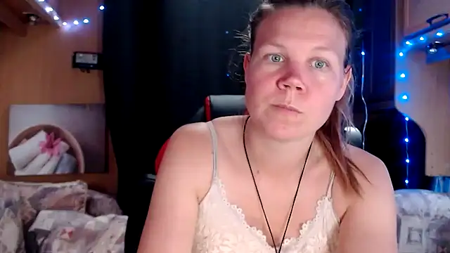 CallMeMaria online show from 01.24.25