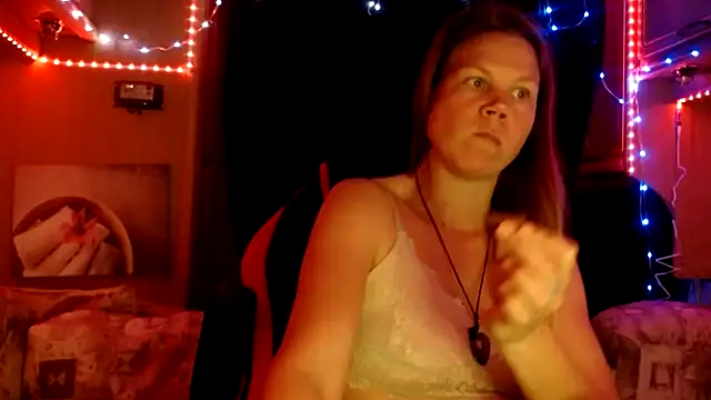 CallMeMaria online show from 01.24.25