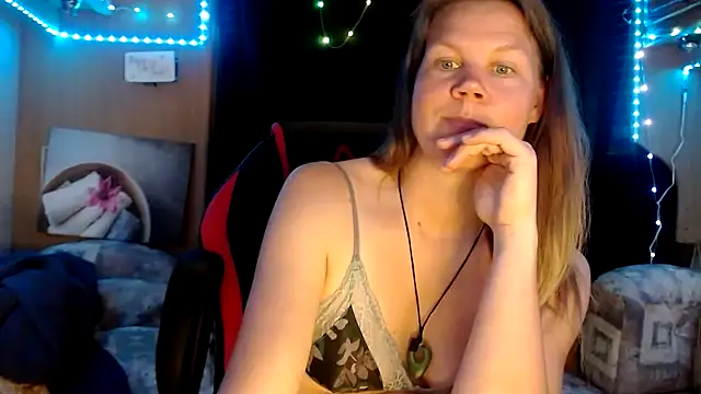 CallMeMaria online show from 03.03.25