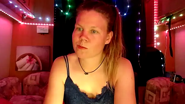 CallMeMaria online show from 03.21.25