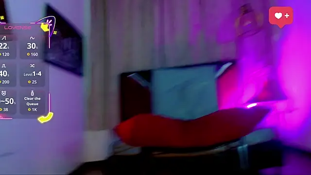 Snapshot of alexsandra_kiss chatting on 05.24.26 alexsandra kiss online show from 05.24.26