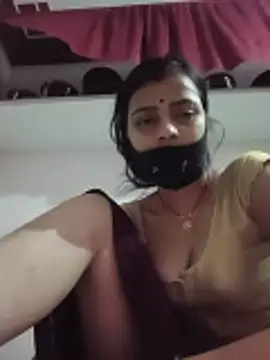 Snapshot of Daya_Chheda chatting on 06.11.26 Daya Chheda online show from 06.11.26