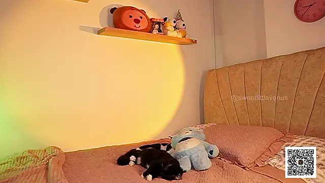 sweetlittlevenus online show from 03.17.26