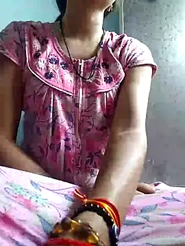 Hotty-Nidhi online show from 06.19.26