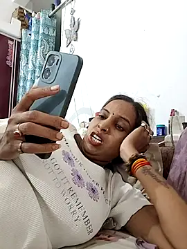 Hotty-Nidhi online show from 06.30.26