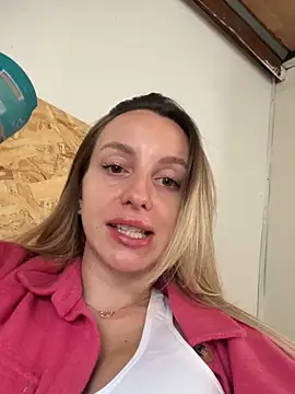 AlexisWhit online show from 09.28.25