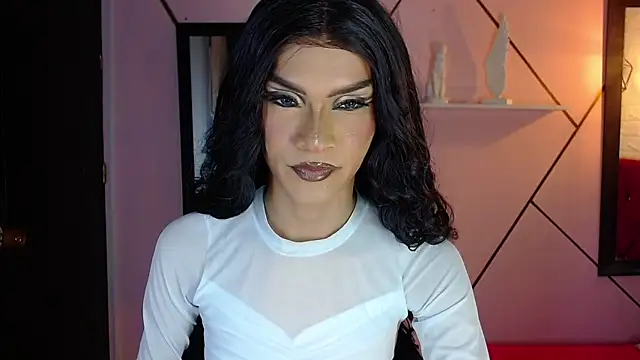 Snapshot of agatha_rodriguez chatting on 10.13.25 agatha rodriguez online show from 10.13.25