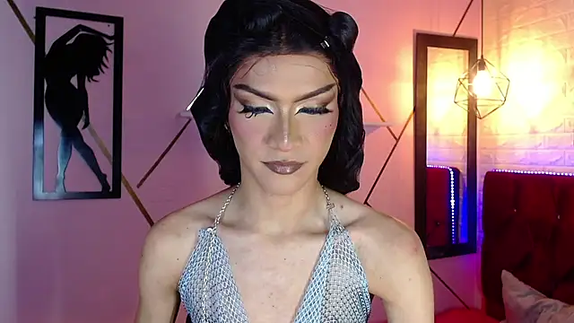 Snapshot of agatha_rodriguez chatting on 10.21.25 agatha rodriguez online show from 10.21.25