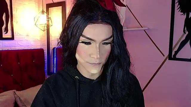 Snapshot of agatha_rodriguez chatting on 10.27.25 agatha rodriguez online show from 10.27.25