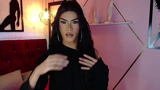 Snapshot of agatha_rodriguez chatting on 10.28.25 agatha rodriguez online show from 10.28.25