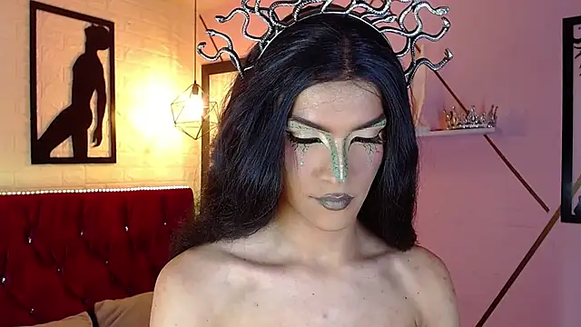 Snapshot of agatha_rodriguez chatting on 10.31.25 agatha rodriguez online show from 10.31.25