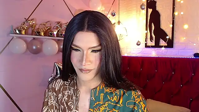 agatha rodriguez online show from 12.18.25