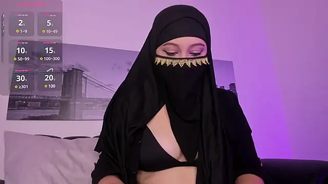 Leila Saadi online show from 03.21.25