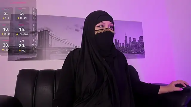 Leila Saadi online show from 03.22.25