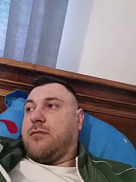 Snapshot of hugedickedd chatting on 03.30.26 hugedickedd online show from 03.30.26