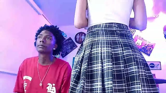 Snapshot of lili_roussi chatting on 09.28.25 lili roussi online show from 09.28.25